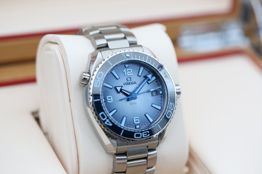 Omega Planet Ocean 215.30.40.20.03.002